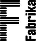 Logotipo con la palabra "Fabrika" en letras mayúsculas y líneas verticales.