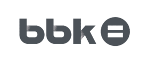 Logotipo de BBK, con letras en color oscuro y un símbolo circular.